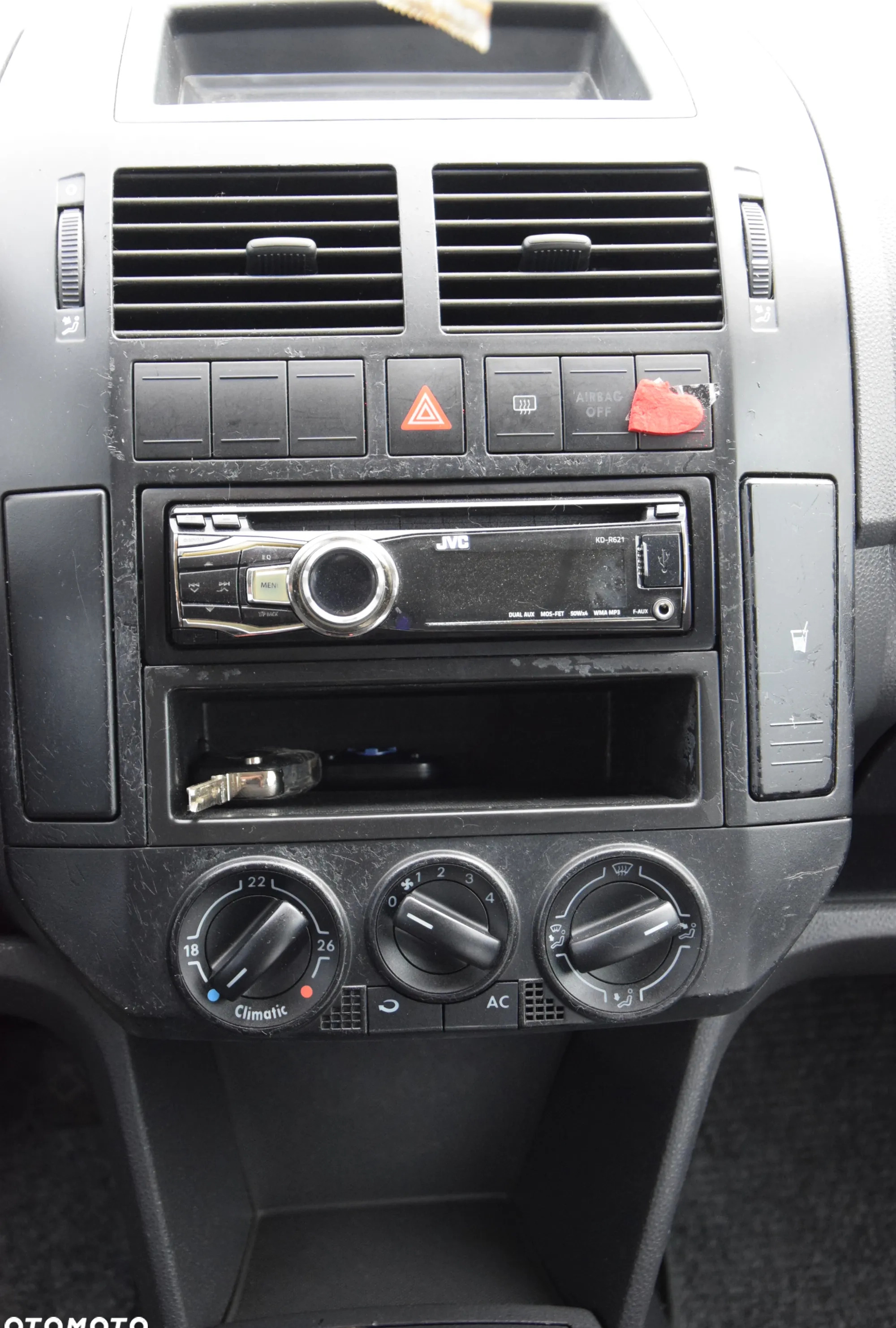 Volkswagen Polo cena 6900 przebieg: 159000, rok produkcji 2003 z Chojna małe 191